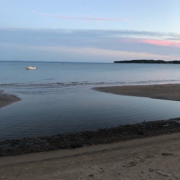 Meet your Posher, Lindsay - Picture 1 of 1